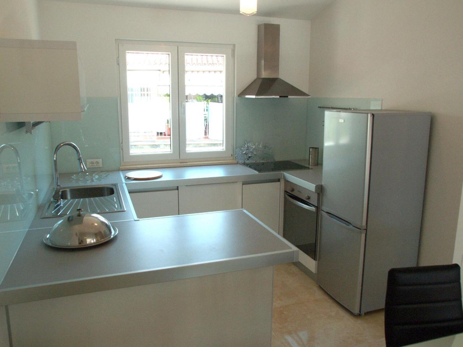 House Merlin Baska Voda Luaran gambar